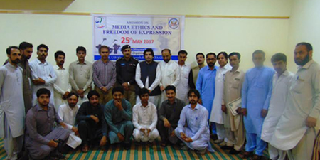 Pakistan-US Alumni Network KP organizes training on media ethics